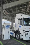 Renault Trucks et Hugelshofer démontrent le potentiel du camion électrique en exploitation intensive 
