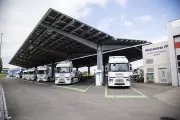 Renault Trucks et Hugelshofer démontrent le potentiel du camion électrique en exploitation intensive 