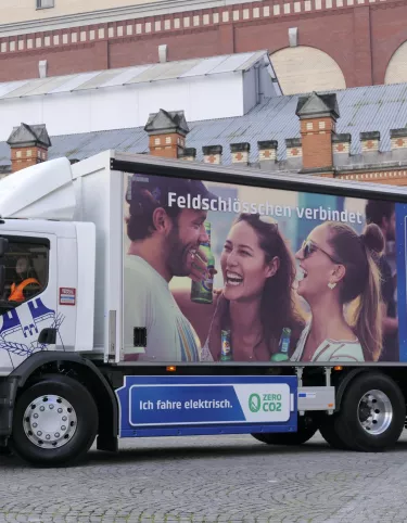 Renault Trucks D Wide Z.E. Carlsberg